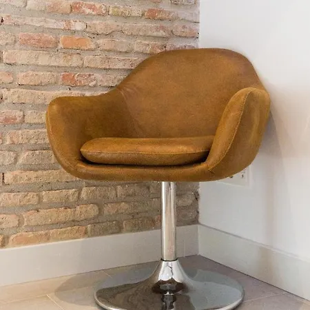Apartment Te1a-el Teatro Brick Wall Prime Location